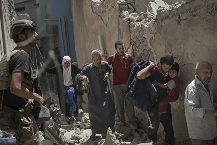 İraq hərbçiləri Mosulun inzibati binalarının yerləşdiyi ərazilərə yaxınlaşıblar