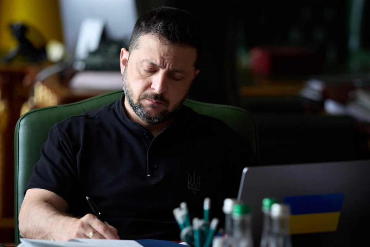 Зеленский уволил посла Украины в Латвии