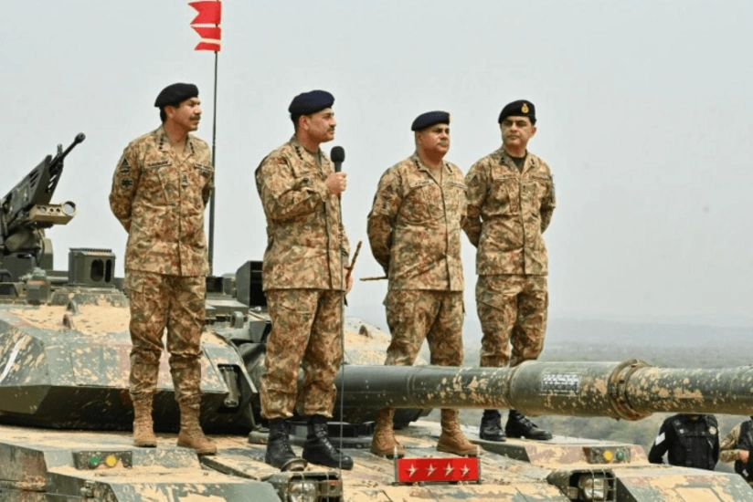 Начальник генштаба: Пакистан даст решительный ответ на любую авантюру Индии