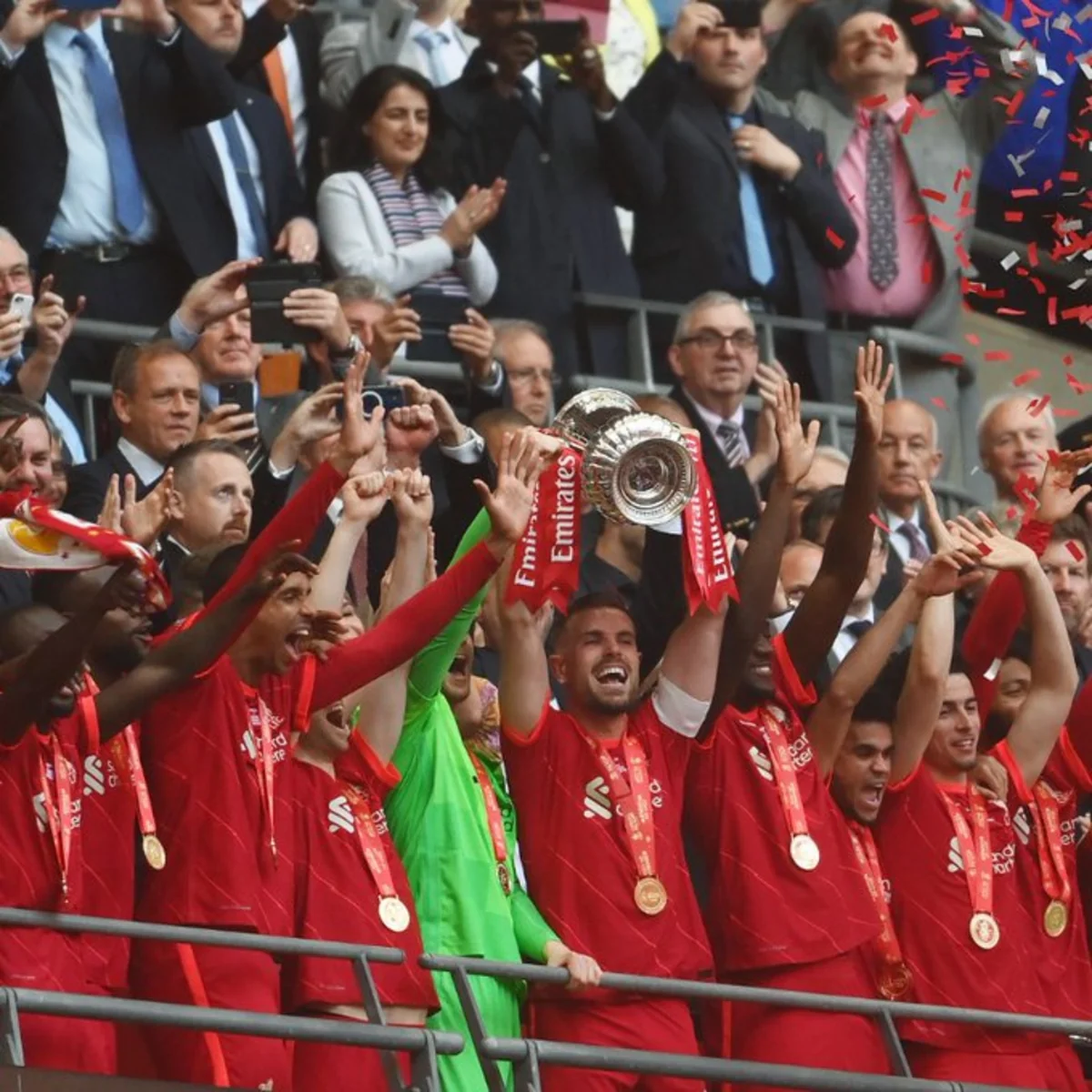 Liverpul mümkün çempionluqdan asılı olmayaraq parad keçirəcək