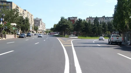 ​Xətai rayonunda bir neçə küçədə təmir işləri aparılıb