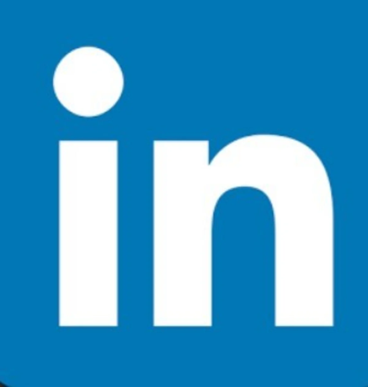 Глава деловой соцсети LinkedIn объявил об отставке