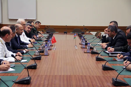 Azərbaycanın müdafiə naziri Qarabağ münaqişəsinin həllini NATO baş katibinin müavini ilə müzakirə edib