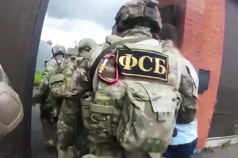 Сотрудники ФСБ нашли 9 бомб в дагестанском селе