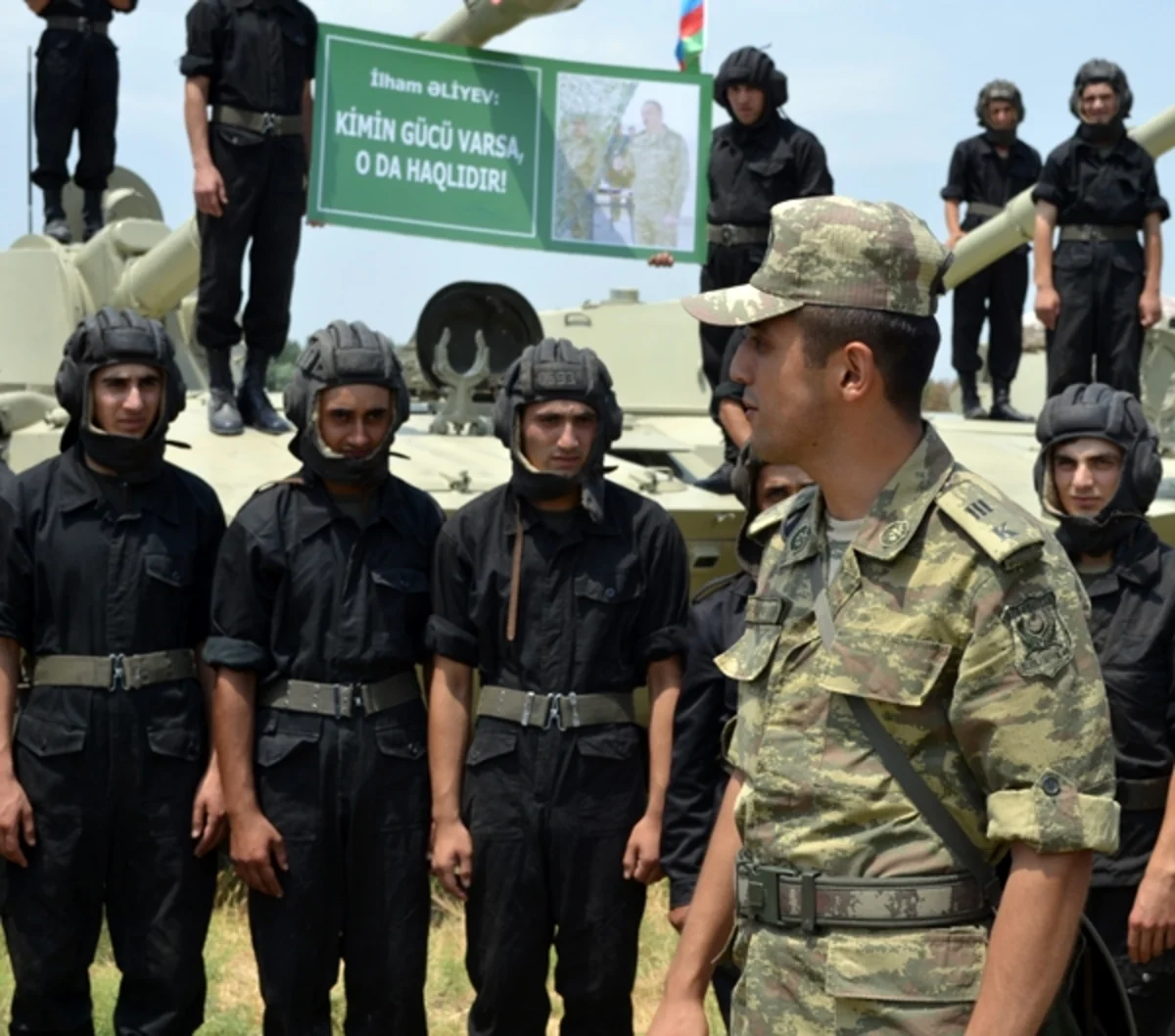 “Bir həftə ərzində orada daş daş üstə qalmaz” - FOTO