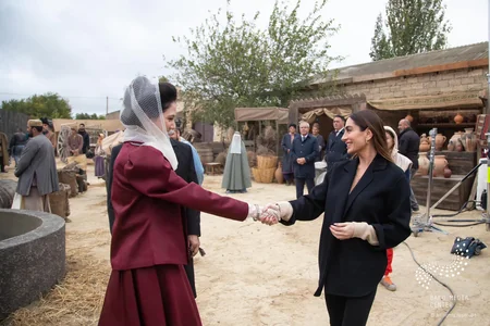 Bakı Media Mərkəzi Hacı Zeynalabdin Tağıyev haqqında film çəkir