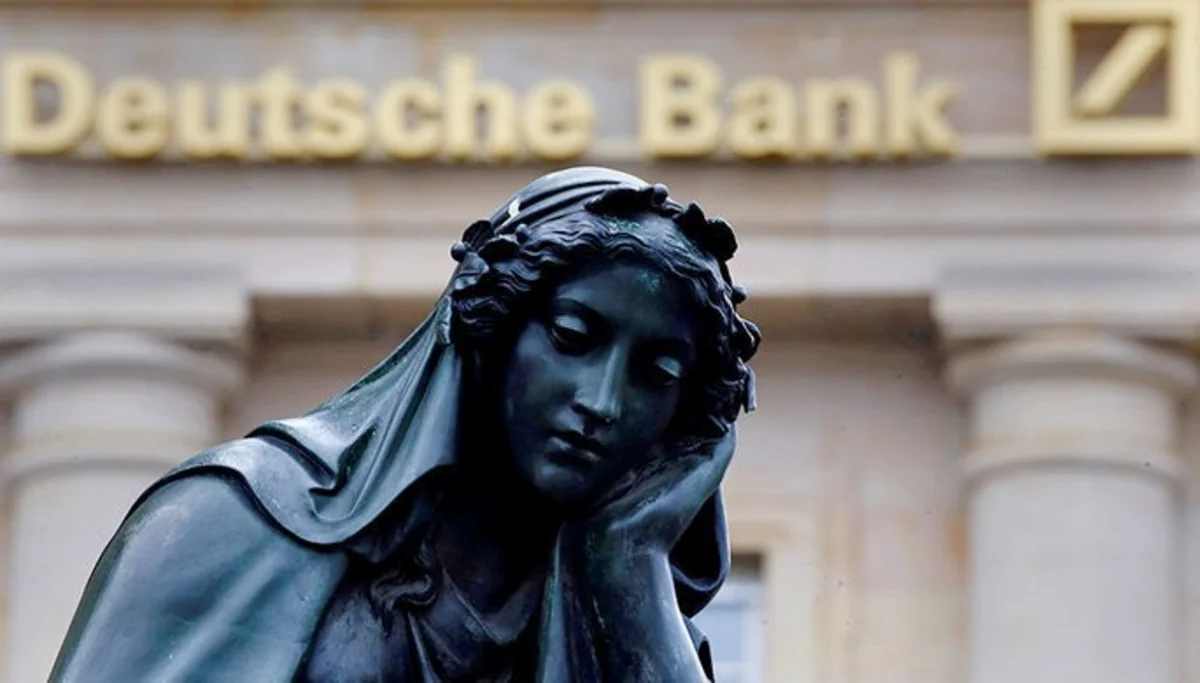 Deutsche Bank предупредил о возможности прекращения деловых отношений с Россией