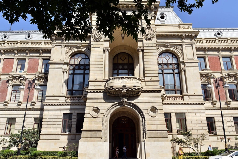 В Баку проведут работы по благоустройству на 3,8 млн манатов