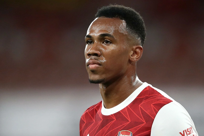 Arsenalın futbolçusu hücuma məruz qalıb