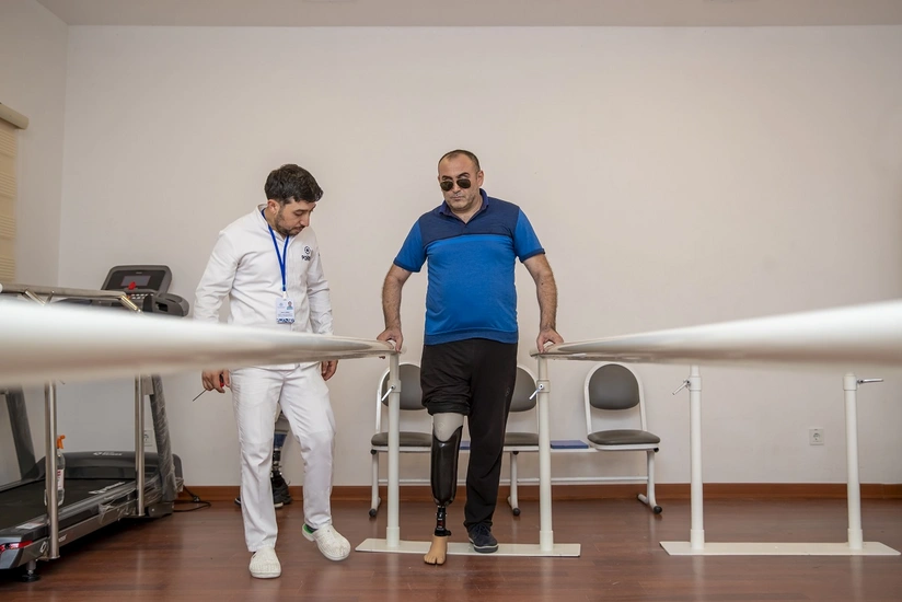 33 qaziyə son nəsil protezlər verilib