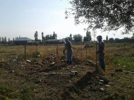 ANAMA 4 partlayış yerinə baxış keçirib, partlamış hərbi sursatın qalıqları aşkarlanıb