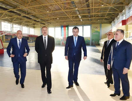 ​Prezident İsmayıllı Olimpiya İdman Kompleksində əsaslı təmir işlərindən sonra yaradılan şəraitlə tanışlıq