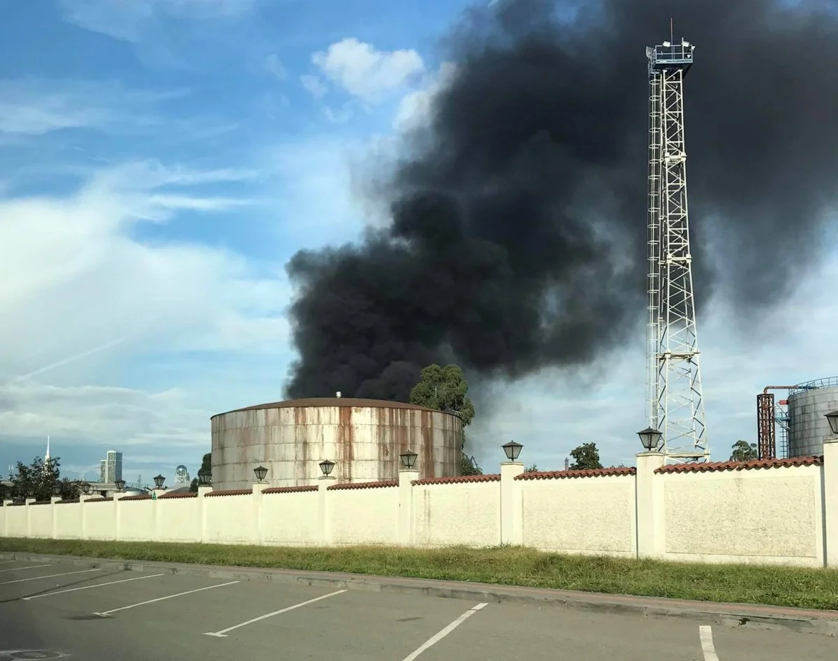 Batumidəki neft terminalında yanğın olub