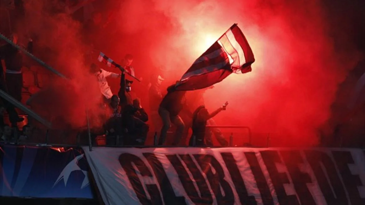 PSJ-nin azarkeşi Milanla oyundan əvvəl bıçaqlanıb