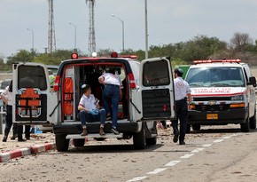 При ракетном обстреле аэропорта Бен-Гурион пострадали восемь человек