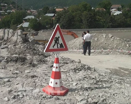​Azəravtoyolun sədri: Kiş çayı üzərində inşa ediləcək yeni körpü üçaşırımlı olacaq