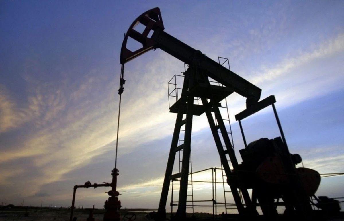 Азербайджанская нефть упала в цене
