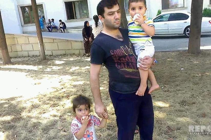 Супруг бросившейся под поезд женщины: Мы поспорили потому, что жена тайно использовала мобильный телефон - ПОДРОБНОСТИ - ВИДЕО