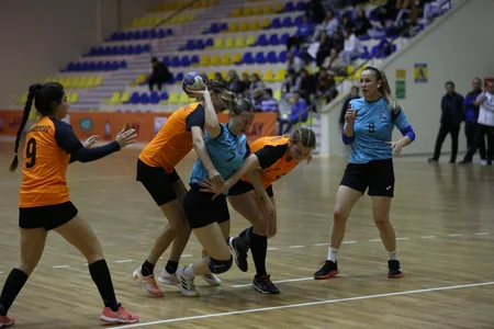 Qadın həndbolçular arasında Azərbaycan çempionatına start verilib