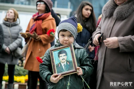 Azerbaijan commemorates victims of Khojaly genocide - PHOTO REPORT
