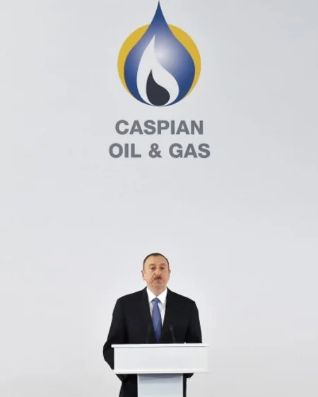 ​Prezident İlham Əliyev Bakıda XXII Beynəlxalq “Xəzər Neft və Qaz 2015” sərgisinin açılışında iştirak edib