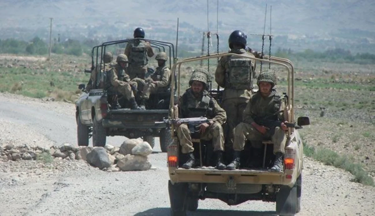 В Иране боевики похитили 14 военнослужащих