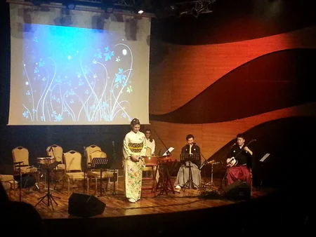 Yaponiyanın “VA-LİQA” musiqi qrupu Bakıda konsert proqramı ilə çıxış edib