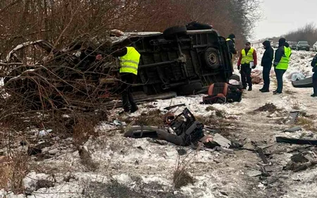 Во Львовской области Украины семь человек погибли в массовом ДТП