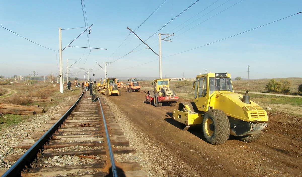 Azərbaycanda 6 km-ə yaxın dəmir yolunun əsaslı təmirinə başlanılıb