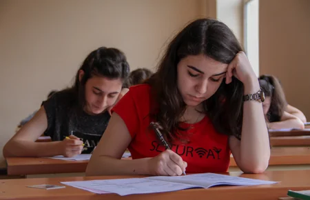 Tələbələrarası intellekt olimpiadasının I turuna yekun vurulub