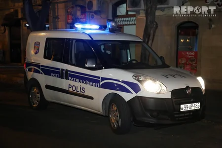 Bakıda 19 yaşlı gənc sevdiyi qıza sataşan oğlanlarla mübahisə zamanı bıçaqlanıb - FOTO