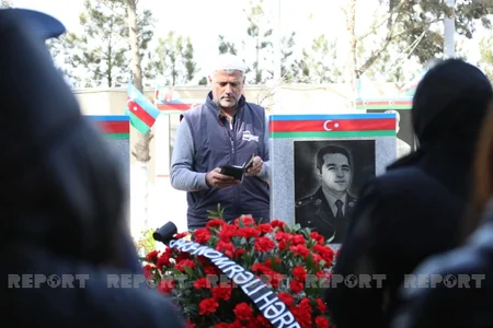 Aprel döyüşlərinin şəhid pilotlarının məzarı ziyarət olunub