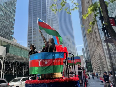 ABŞ-da türkdilli xalqların ictimai fəalları izdihamlı yürüş keçirib