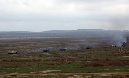 В ходе широкомасштабных учений проведен основной этап с боевой стрельбой - ВИДЕО