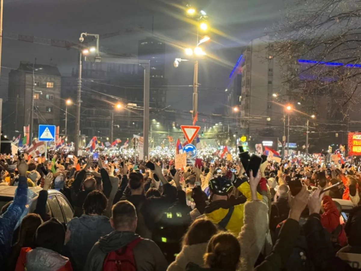 Belqradda iğtişaşlardan sonra 56 nəfər xəstəxanaya yerləşdirilib