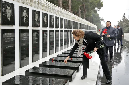 Beynəlxalq Miqrasiya Təşkilatı baş direktorunun müavini Azərbaycana gəlib