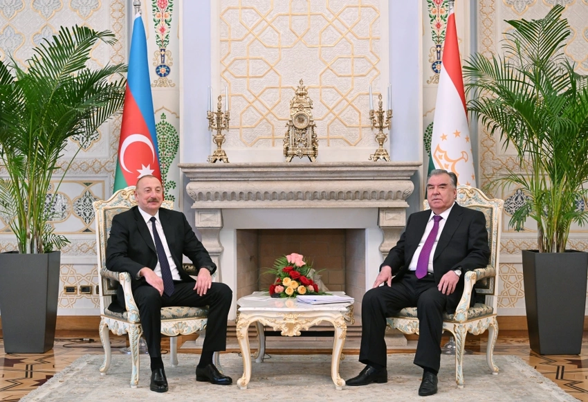 Azərbaycan və Tacikistan liderlərinin müzakirə etdiyi məsələlər açıqlanıb