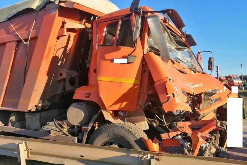 Hacıqabulda yük avtomobilləri toqquşub, ölən var