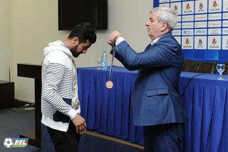Səbailə gümüş, Ağsuya bürünc medallar təqdim olunub