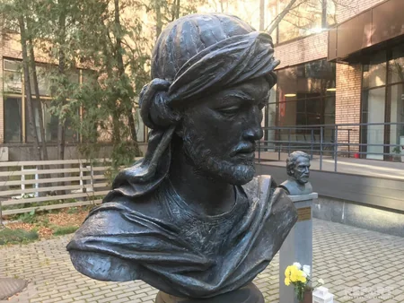 Moskvada İmadəddin Nəsiminin büstü qoyulub - FOTO
