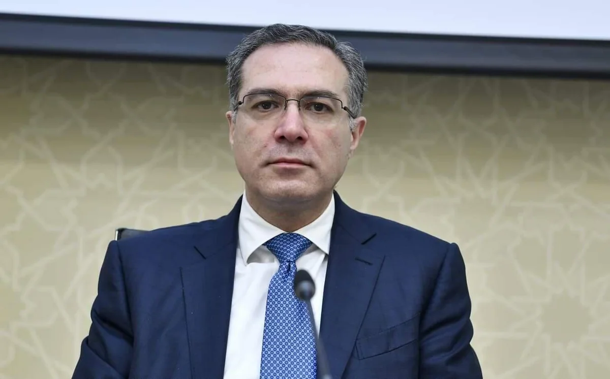 Şöbə müdiri: “Yarım saata dünya dağılmaz, ezamiyyə vərəqəsi alınmalıdır”