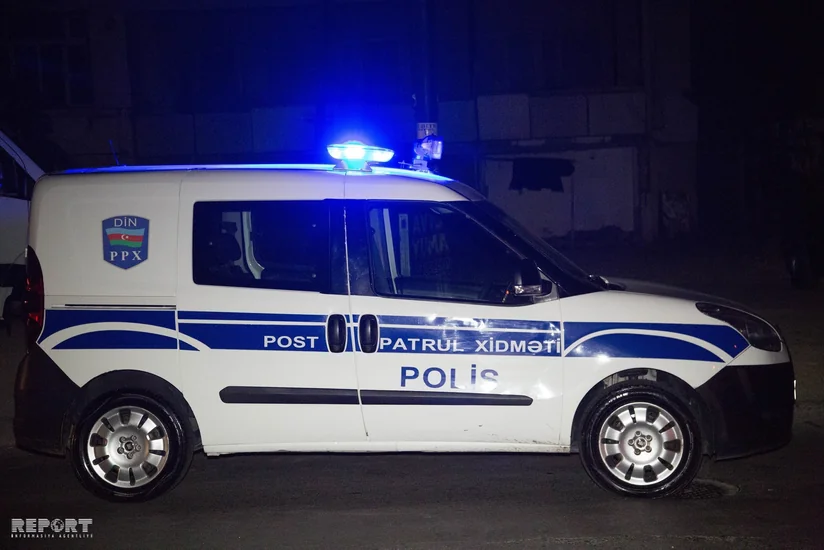 Bakıda kafedə müştəri ofisiantı döyüb