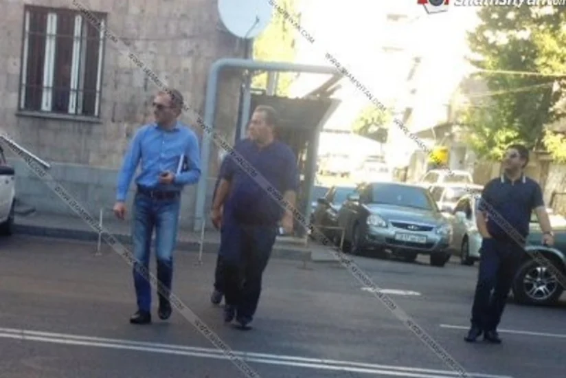 Ermənistan Polis Qoşunlarının keçmiş komandanı vəzifə səlahiyyətlərini aşmaqda ittiham olunur - YENİLƏNİB