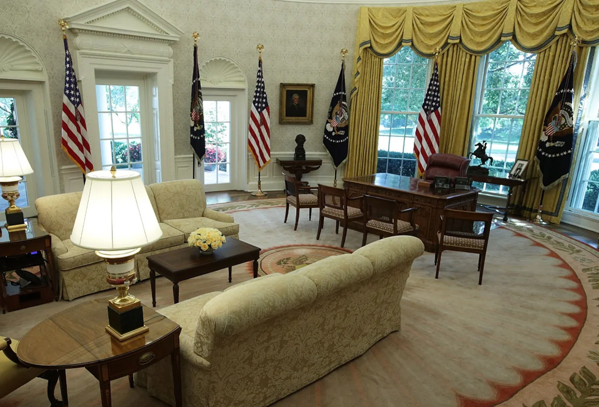 Danışan fotolar - ABŞ-dən Bakıya ehtiram, Avropaya etinasızlıq