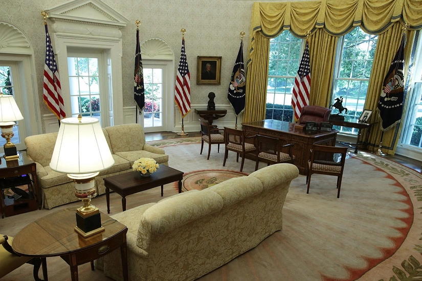 Danışan fotolar - ABŞ-dən Bakıya ehtiram, Avropaya etinasızlıq