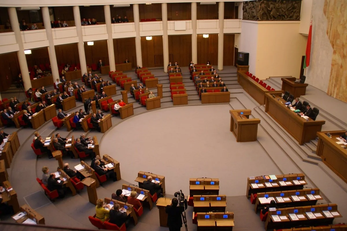 Парламент Беларуси призвал ЕС не вмешиваться в дела республики