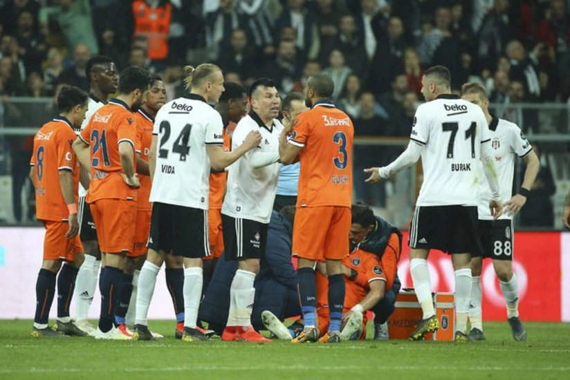 Beşiktaş Başakşehiri məğlub edib - VİDEO