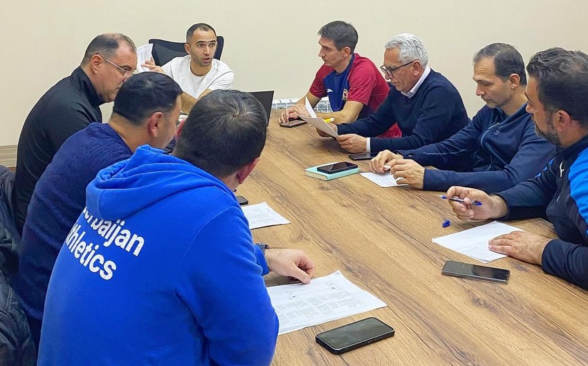 Atletika üzrə Azərbaycan millisinin məşqçilərinin iclası keçirilib