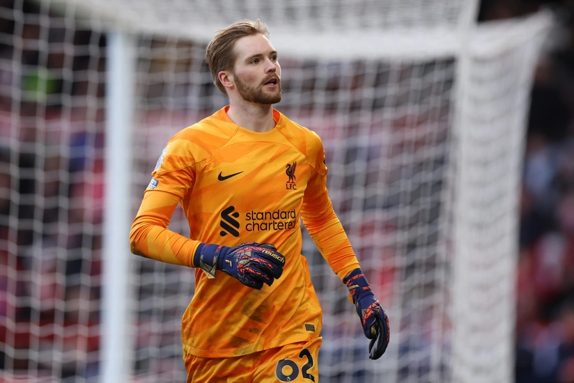 “Liverpul”un qapıçısı gürcüstanlı futbolçunun gəlişindən sonra klubu tərk edə bilər