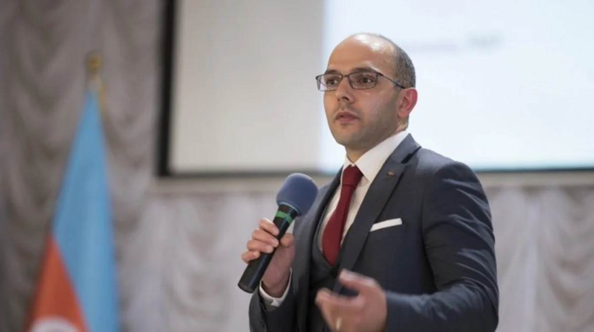 BFB-nin sədri Londonda səfərdədir